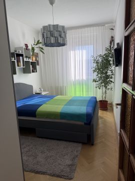 Eladó Lakás 1161 Budapest 16. kerület Nappali + 3 hálós, magas emeleti, napfényben úszó otthon 