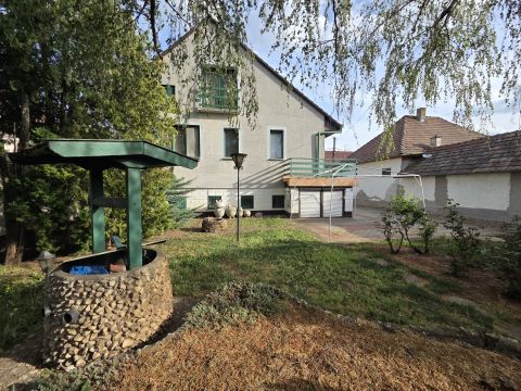 Eladó Ház 5000 Szolnok 