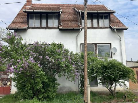 Eladó Ház 6729 Szeged Kecskéstelep