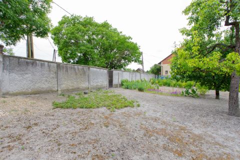 Eladó Ház 9200 Mosonmagyaróvár Vasútállomáshoz közel
