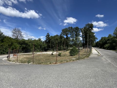 Eladó Telek 8100 Várpalota , Várpalota