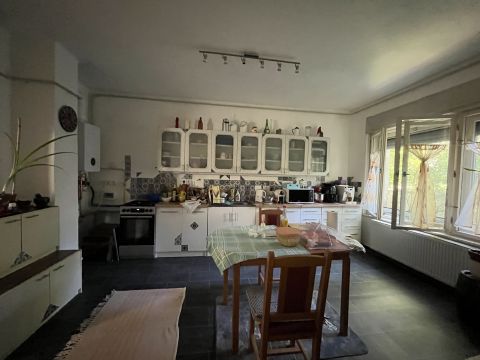 Eladó Ház 8046 Bakonykúti béke szigete