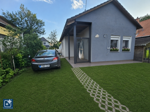 Eladó Ház 2112 Veresegyház 