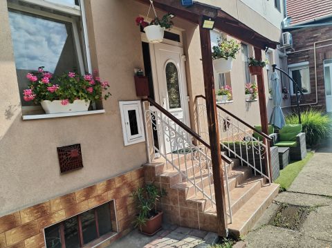 Eladó Lakás 4026 Debrecen Lakás a Péterfia utcában - zárt udvaros társasházban