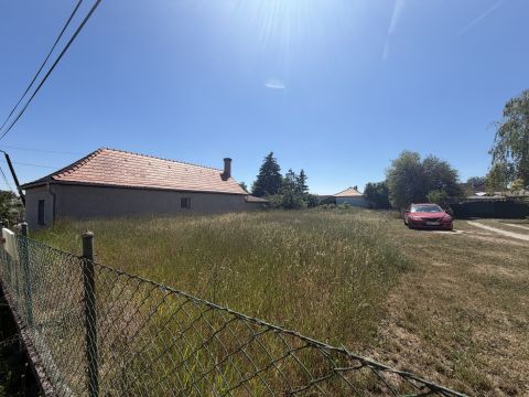Eladó Telek 8163 Csajág , Csajág 