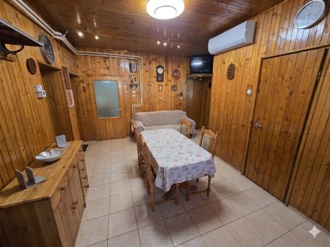 Eladó Ház 9011 Győr , Kenderes út közelében