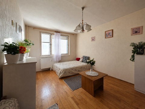 Eladó Lakás 1158 Budapest 15. kerület XV. Újpalota 2 szoba, 53nm., I.em., panelpogramos lakás 