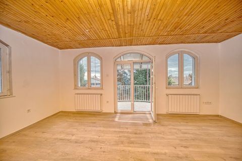 Eladó Lakás 1182 Budapest 18. kerület , Bókai Kert közelében