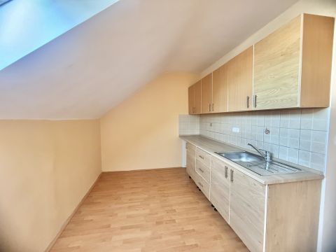 Eladó Lakás 7761 Kozármisleny 