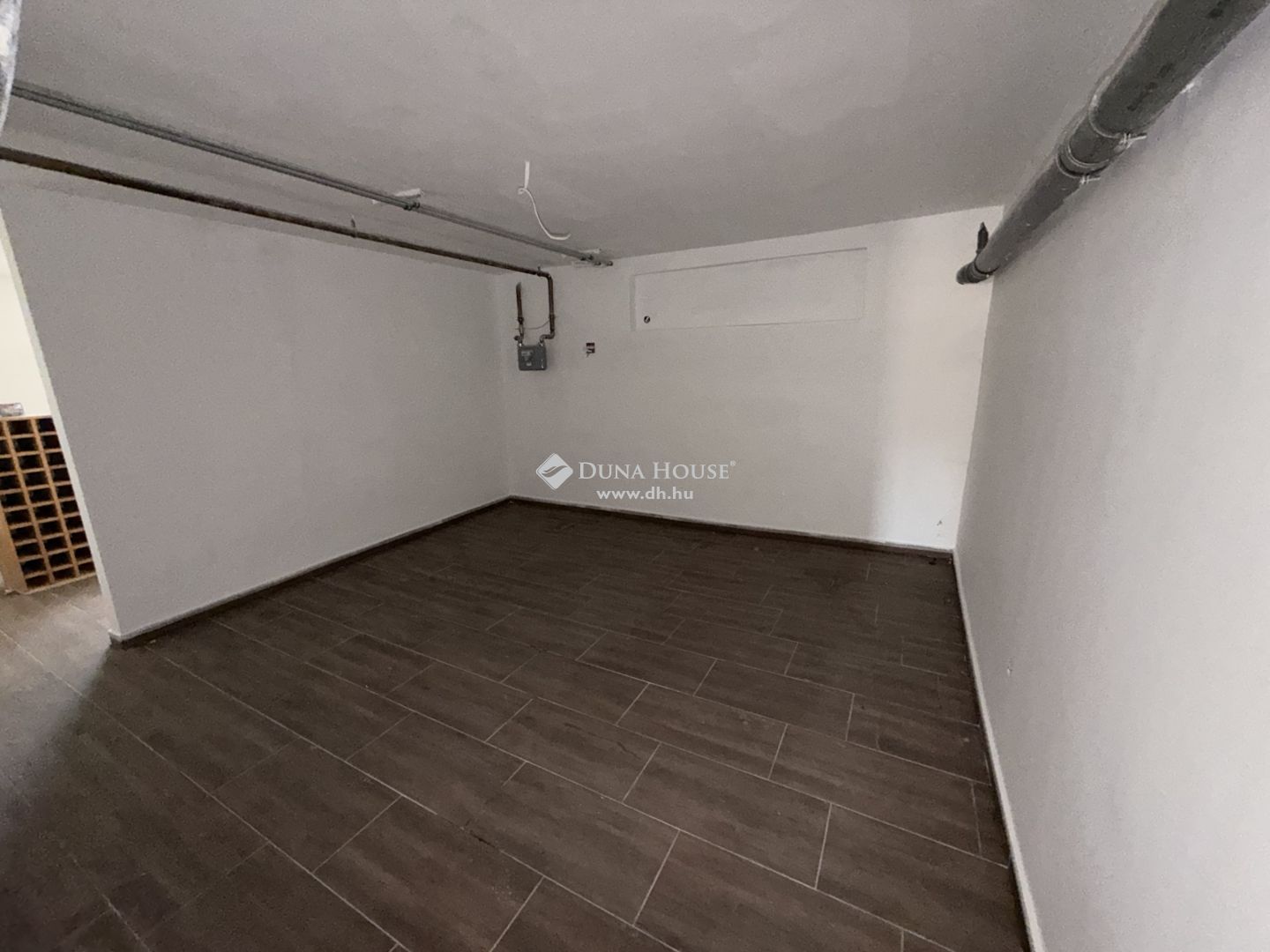 Háromszintes családi ház Kalocsa kertvárosában – HZ022077