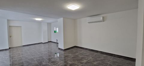 Eladó Ház 8131 Enying , Központ közeli ház