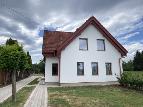 Kiadó Ház 9783 Egyházasrádóc 