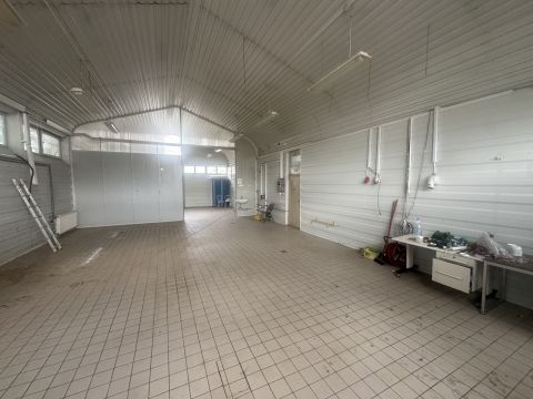 Eladó Ipari 2045 Törökbálint , Ipari Parkban, Üzem