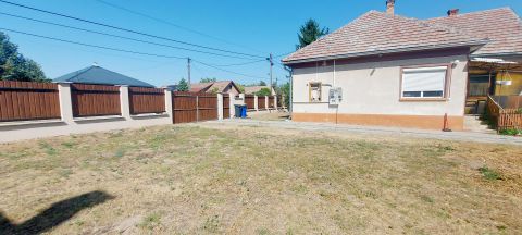 Eladó Ház 2347 Bugyi 