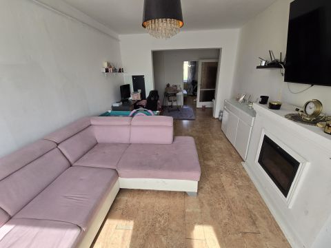 Eladó Lakás 9023 Győr , Tihanyi Árpád utca közelében