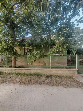 Eladó Ház 2721 Pilis Présház csendes nyugodt környezetben