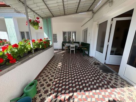 Eladó Ház 9231 Máriakálnok , Duna Takarék közelében