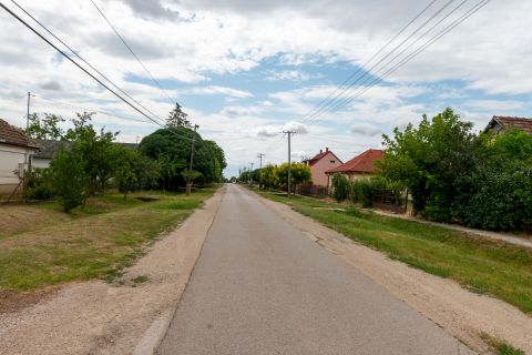 Eladó Ház 8156 Kisláng 