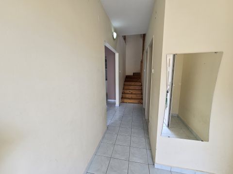 Eladó Lakás 8500 Pápa Belváros szívében 74 nm-es lakás