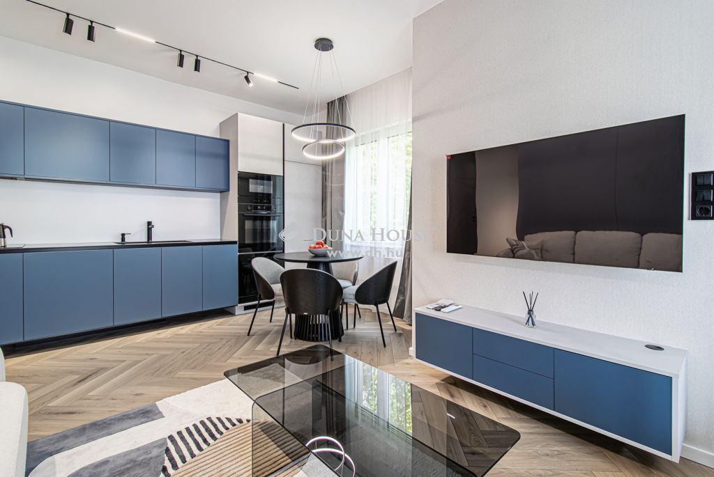 1062 Budapest 6. kerület — 1/19