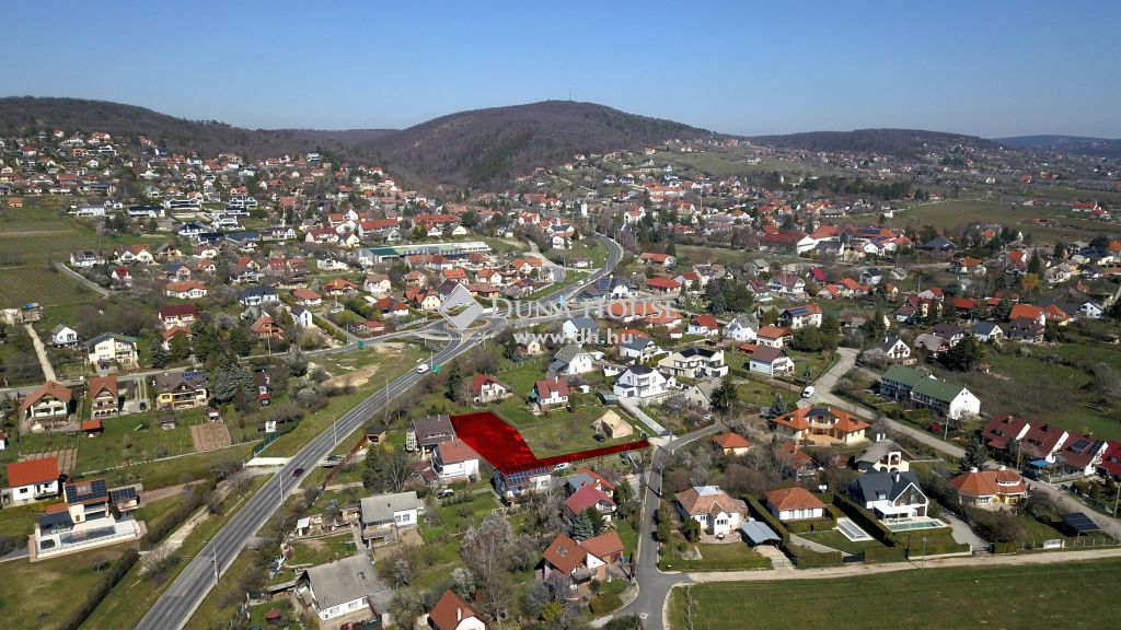 8229 Csopak , Veszprémi út — 1/1