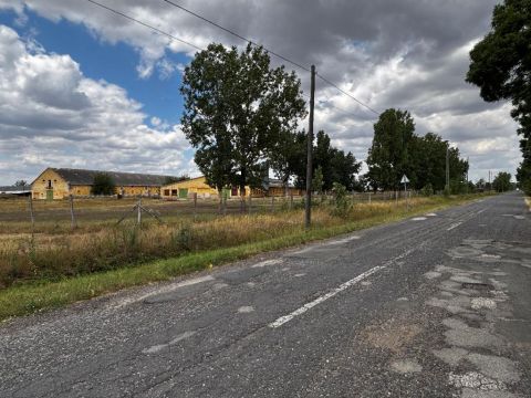 Eladó Ipari 5538 Biharugra , 5538 Biharugra, külterület