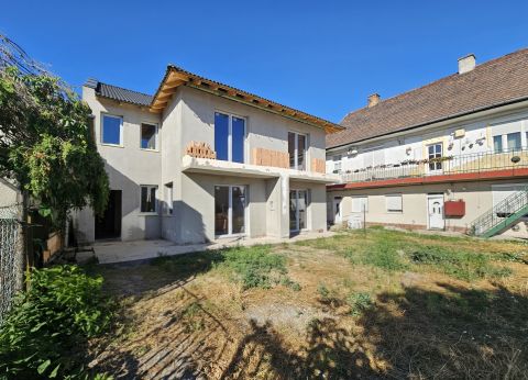 Eladó Ház 1047 Budapest 4. kerület , Újpest kertvárosában új építésű ikerházak eladók
