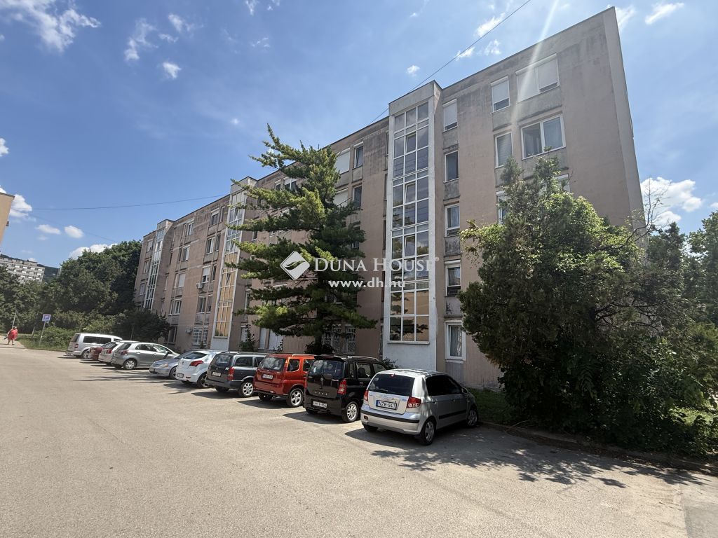 2800 Tatabánya — 1/11