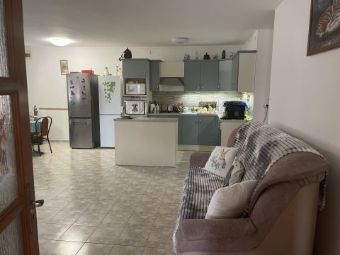 Eladó Ház 2766 Tápiószele Központhoz közel