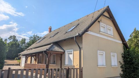 Eladó Ház 8174 Balatonkenese 