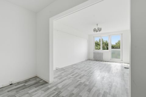 Eladó Lakás 2800 Tatabánya 