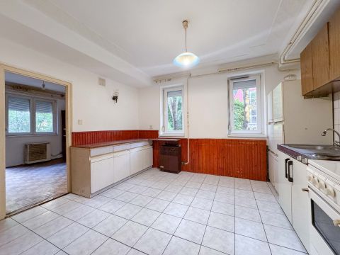 Eladó Lakás 8300 Tapolca 