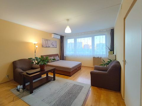 Eladó Lakás 1108 Budapest 10. kerület 