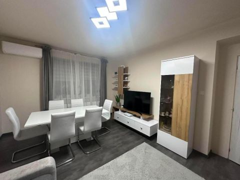 Eladó Lakás 7940 Szentlőrinc 7940 Szentlőrinc, Óvoda, bölcsöde