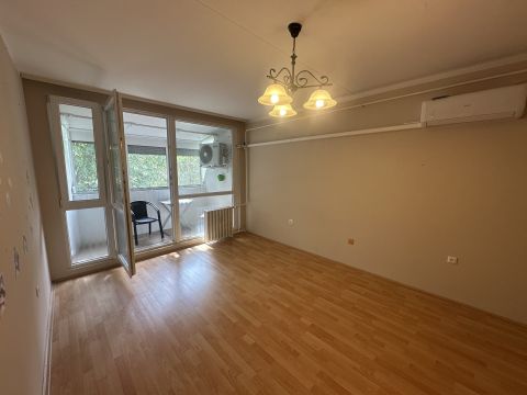 Eladó Lakás 7632 Pécs 