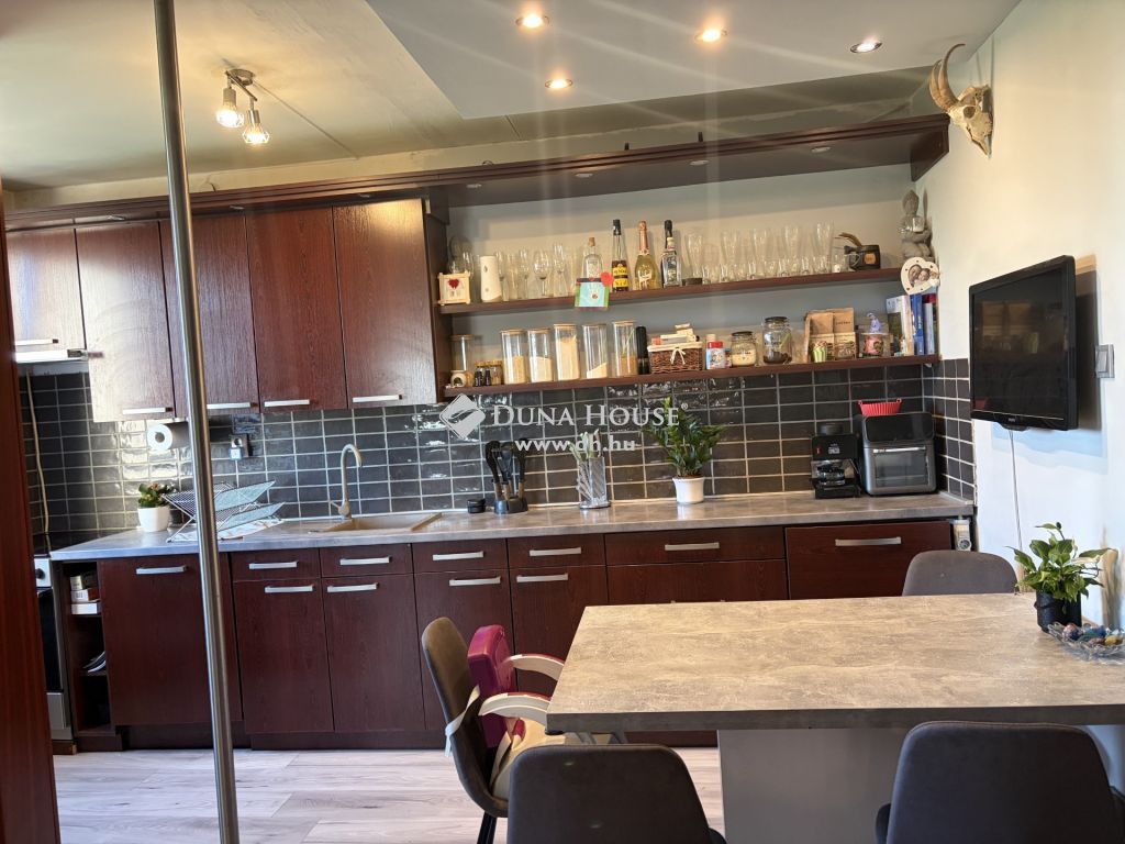 4031 Debrecen — 1/14