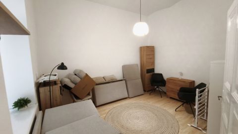 Kiadó Lakás 1078 Budapest 7. kerület , 7. KERÜLET - VÁROSLIGET, EGYETEMEK KÖZVETLEN KÖZELÉBEN!