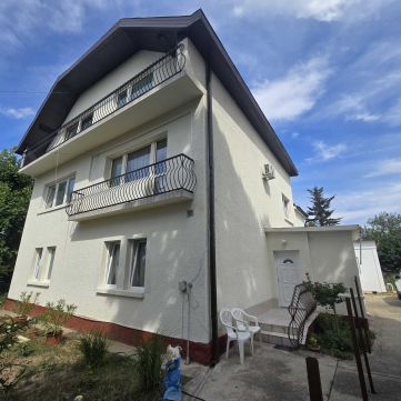 Eladó Ház 2100 Gödöllő KÉT LAKÁSOS TÁRSASHÁZ ELADÓ! 