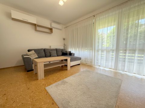 Kiadó Lakás 4400 Nyíregyháza , Szilvavölgy