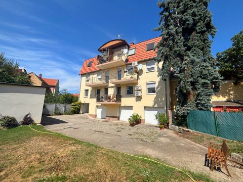 Eladó Lakás 9700 Szombathely , belvárosi lakás-79 m2, garázzsal !