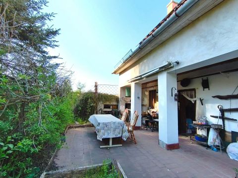 Eladó Ház 2182 Domony , Domonyvölgyi strand közelében