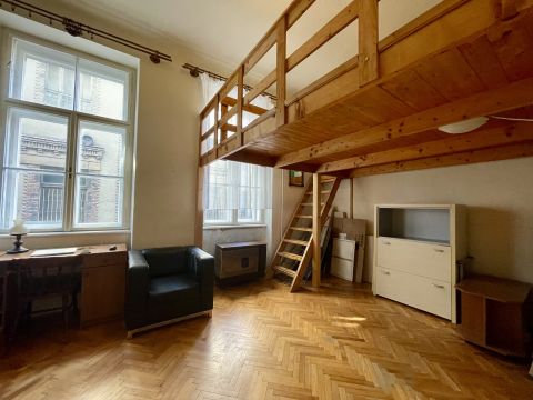 Eladó Lakás 1089 Budapest 8. kerület 