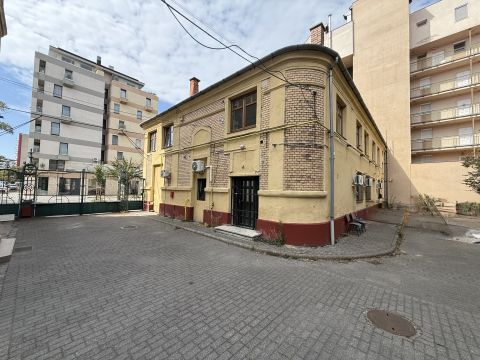 Eladó Lakás 1139 Budapest 13. kerület , XIII. Petneházy u., BEFEKTETŐI AJÁNLAT !