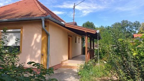 Eladó Ház 2112 Veresegyház 