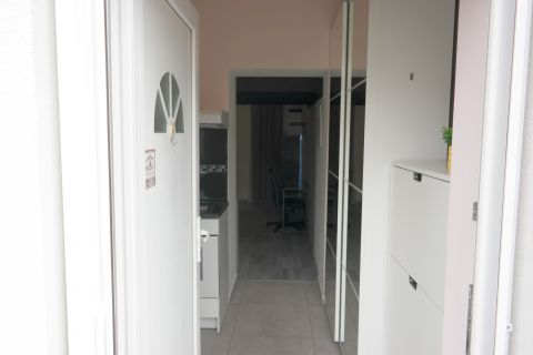Eladó Lakás 1202 Budapest 20. kerület Pesterzsébet kedvelt részén klímás és galériás garzonlakás!