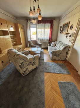 Eladó Lakás 5000 Szolnok 