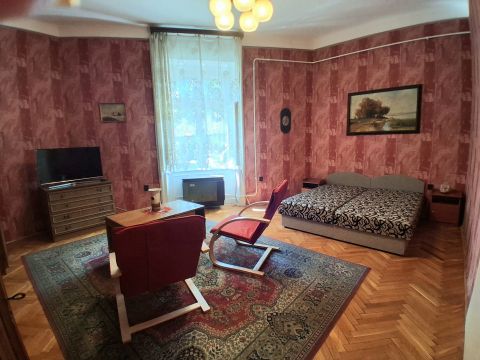 Eladó Lakás 3200 Gyöngyös Központ közeli