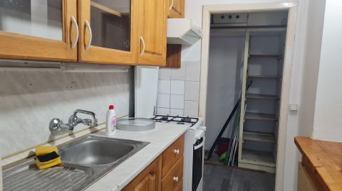 Eladó Lakás 7633 Pécs Pécs Mecsek Áruház közelében, 39 m2-es, lakás eladó!
