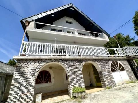 Eladó Ház 8230 Balatonfüred , Lóczy Barlang környéke