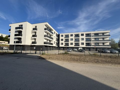 Kiadó Lakás 2800 Tatabánya 